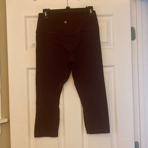 Lululemon maroon size 10 capris align buttery soft